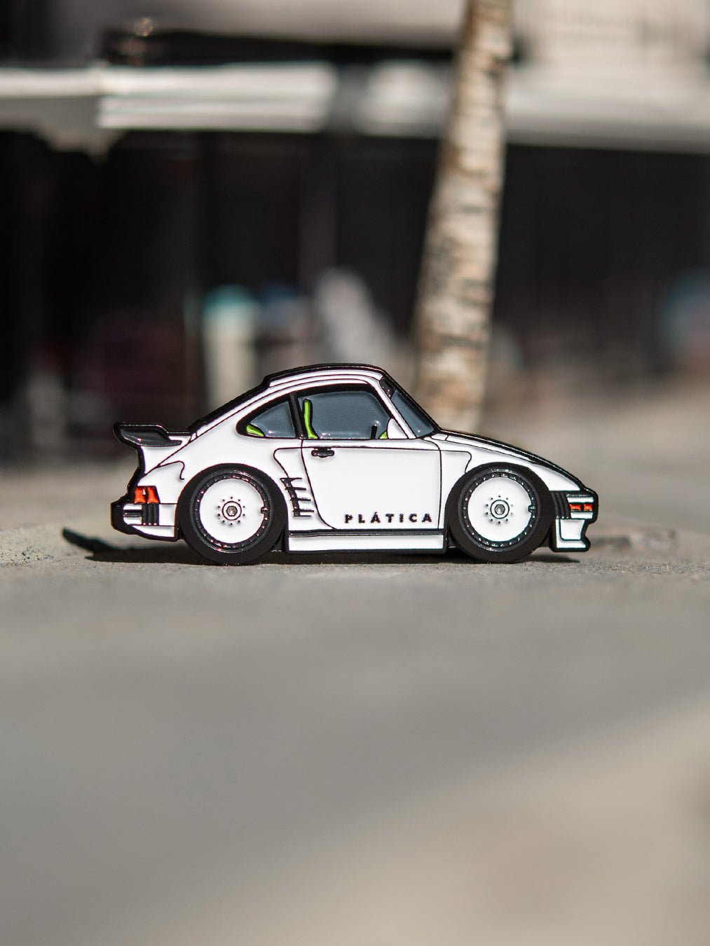 PLÁTICA x Leen Customs Porsche 930 Pin