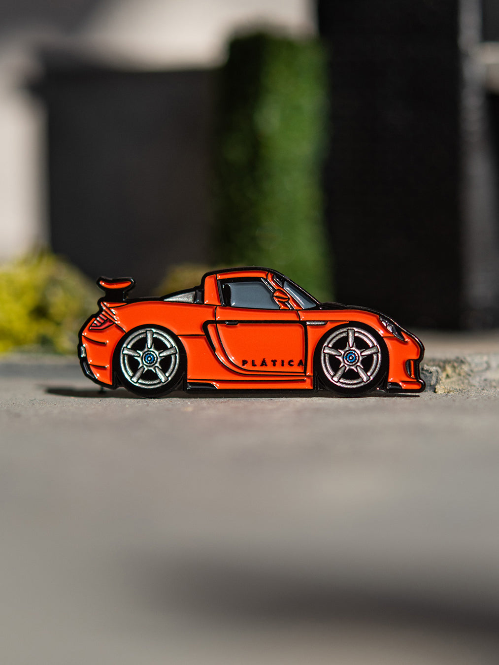 PLÁTICA x Leen Customs Porsche Carrera GT Pin