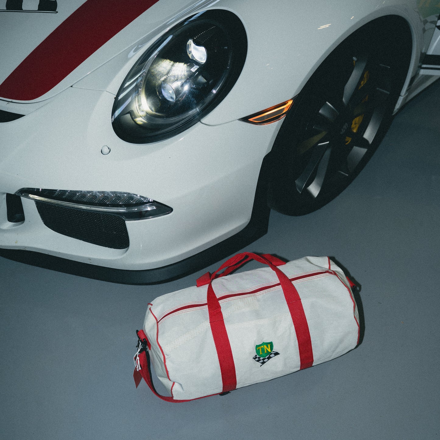Limited PLÁTICA 26' 911 R Duffle