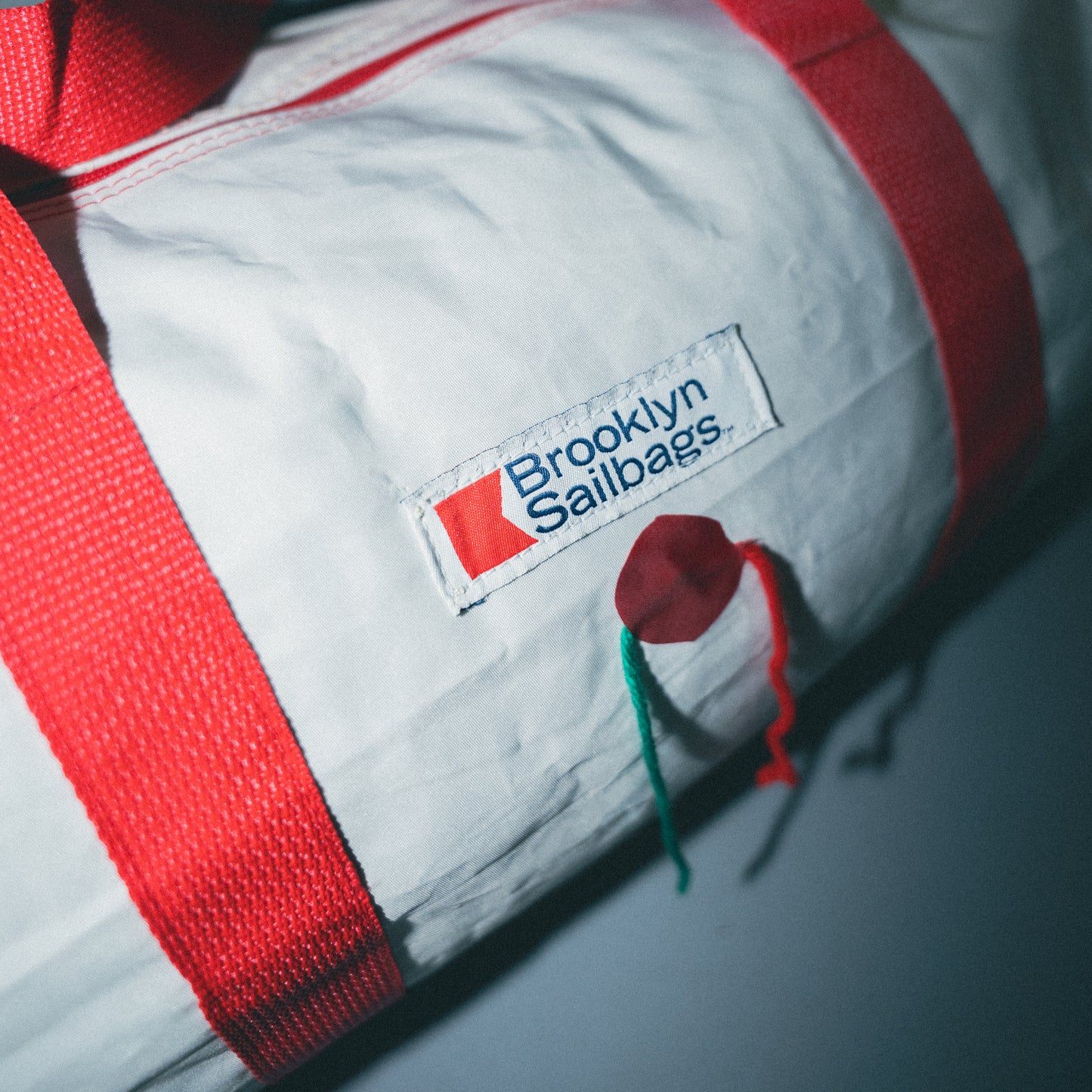 Limited PLÁTICA 26' 911 R Duffle