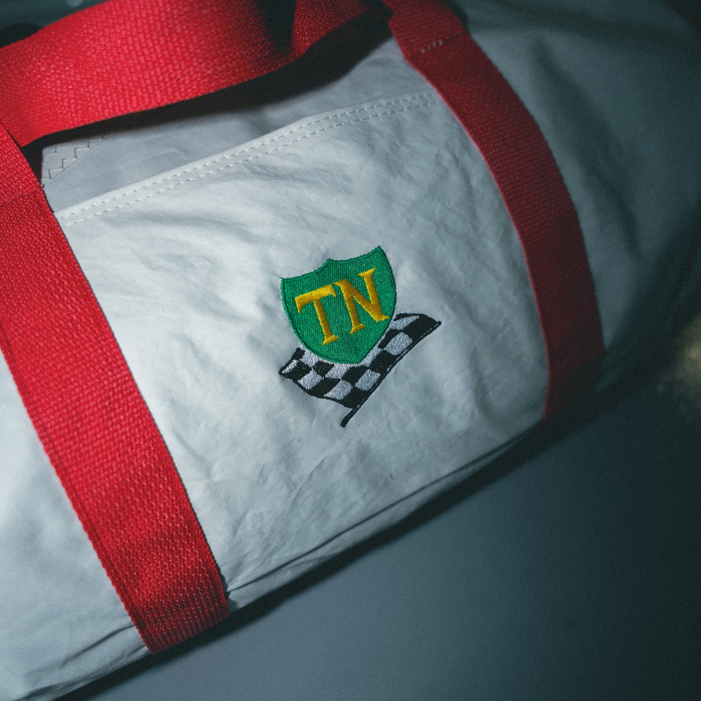 Limited PLÁTICA 26' 911 R Duffle